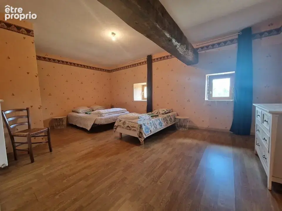 Maison 7 pièces 185 m² à vendre à Saint-Pourcain-Sur-Sioule (03500) - photo 8