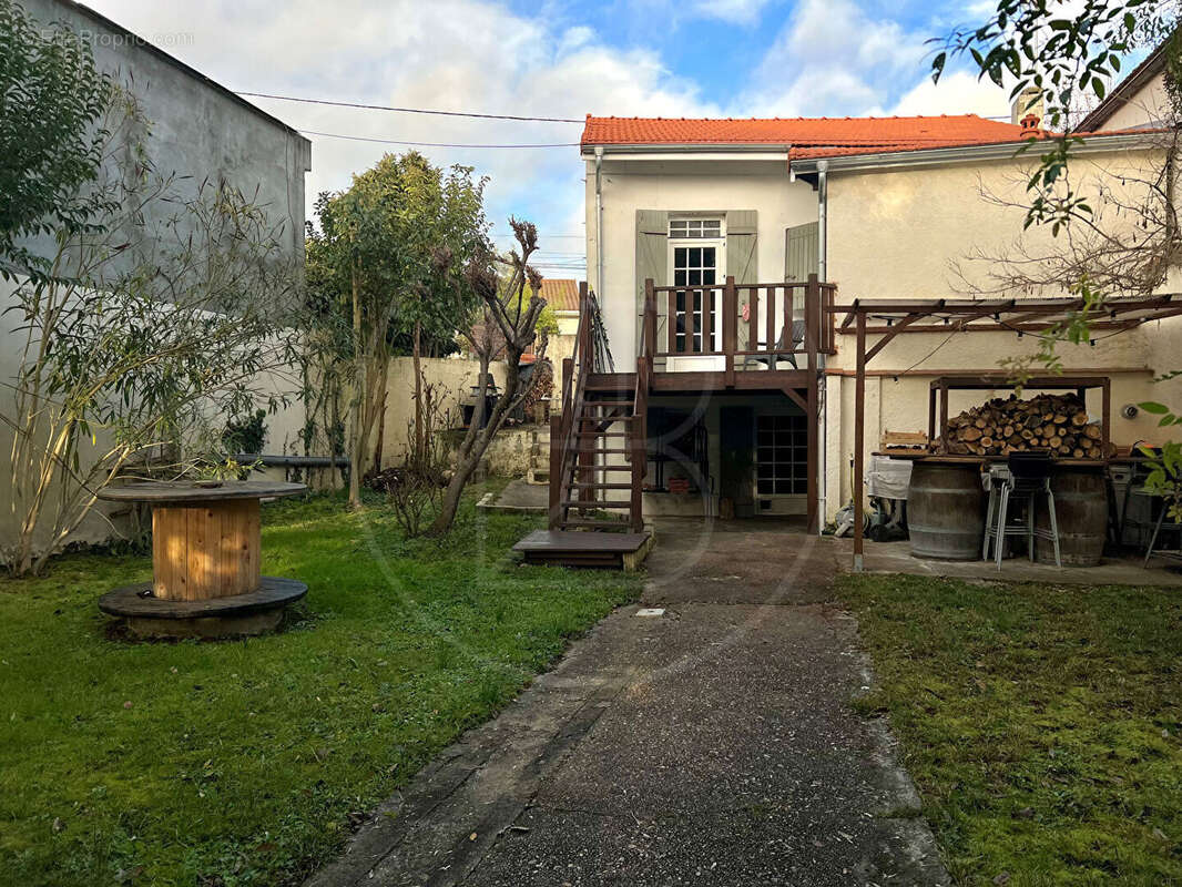 Maison à CENON