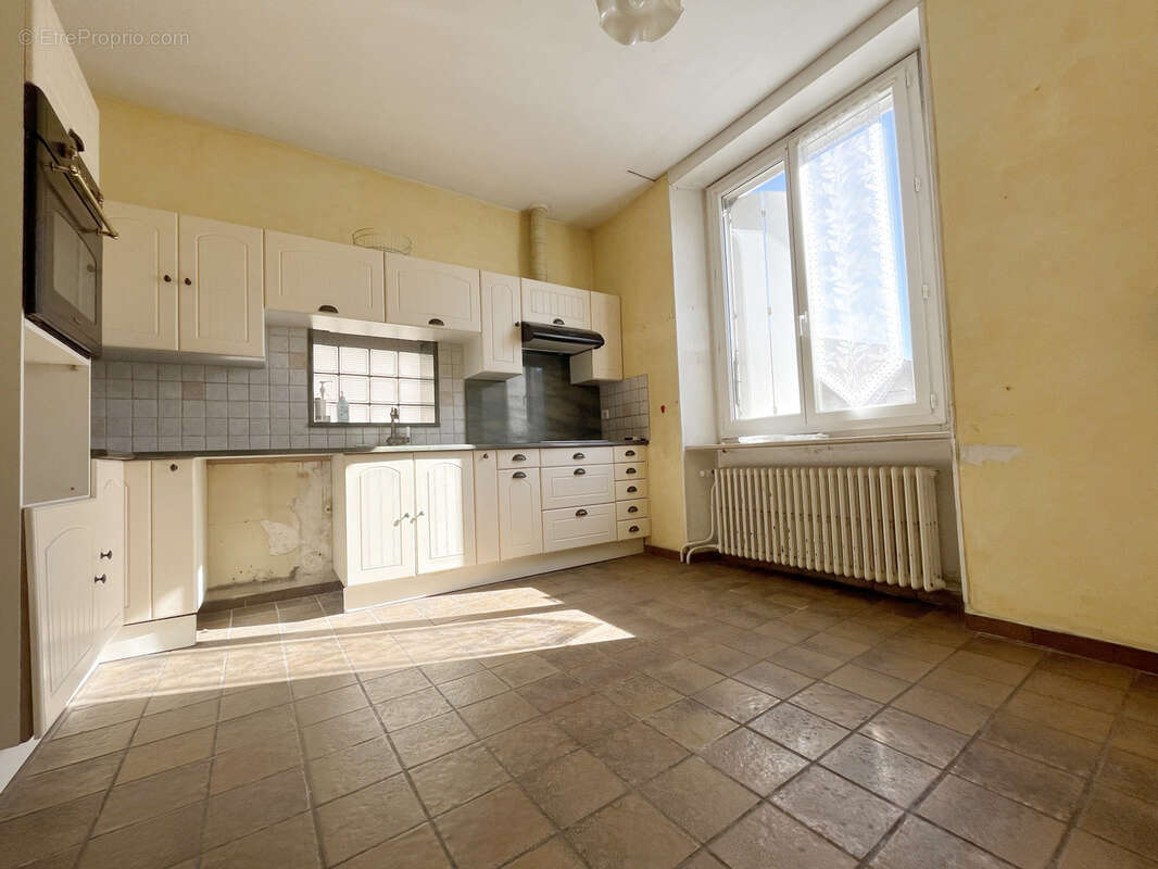 Maison à LA REDORTE