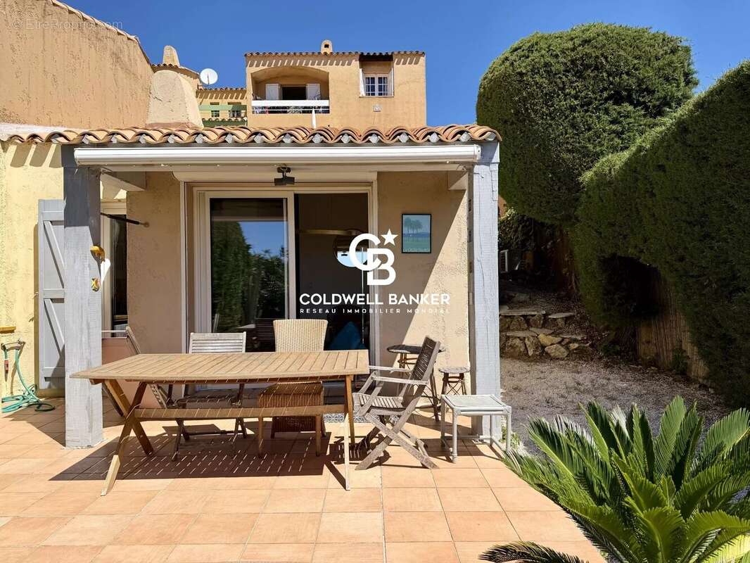 Maison à LA CROIX-VALMER
