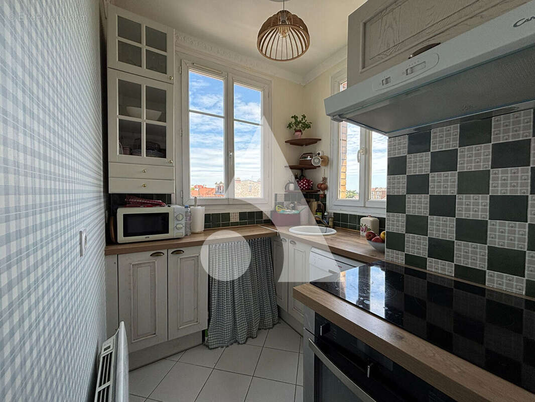 Appartement à ENGHIEN-LES-BAINS