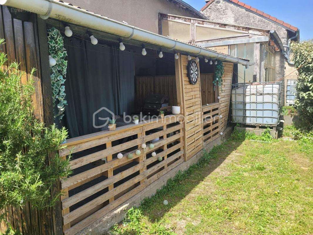 Maison à ARTENAY