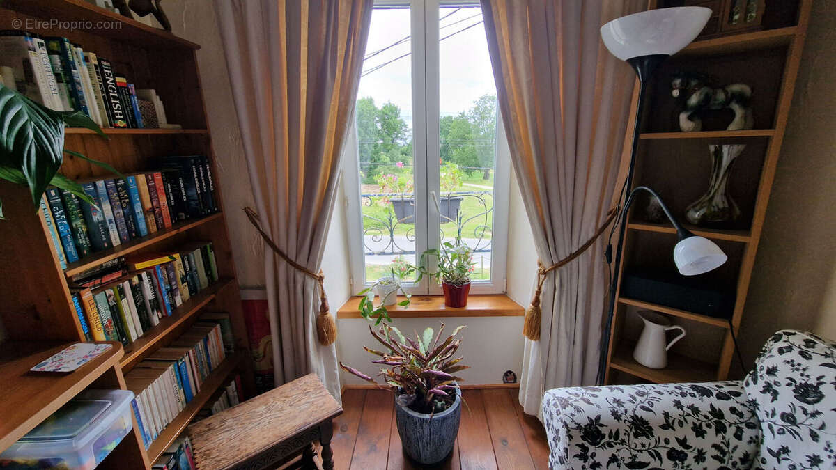 Maison à COLLINEE