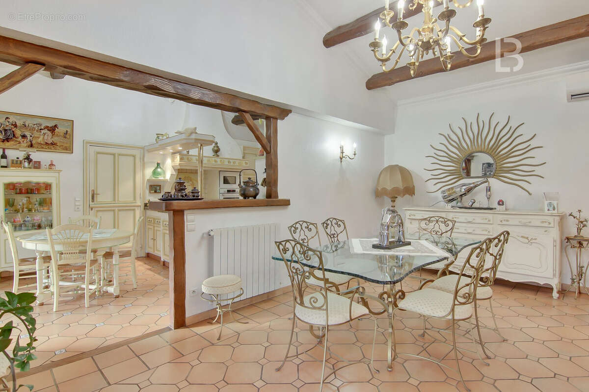 Maison à BIOT