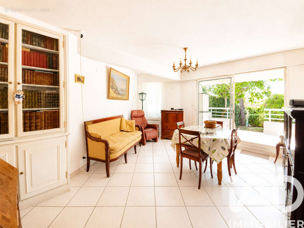 Photo 5 - Appartement à SAINT-RAPHAEL
