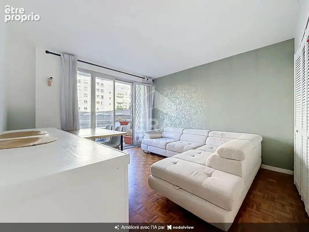 Appartement à PARIS-12E