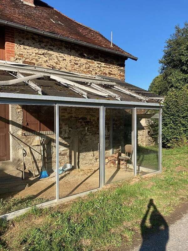 Maison à SEGUR-LE-CHATEAU
