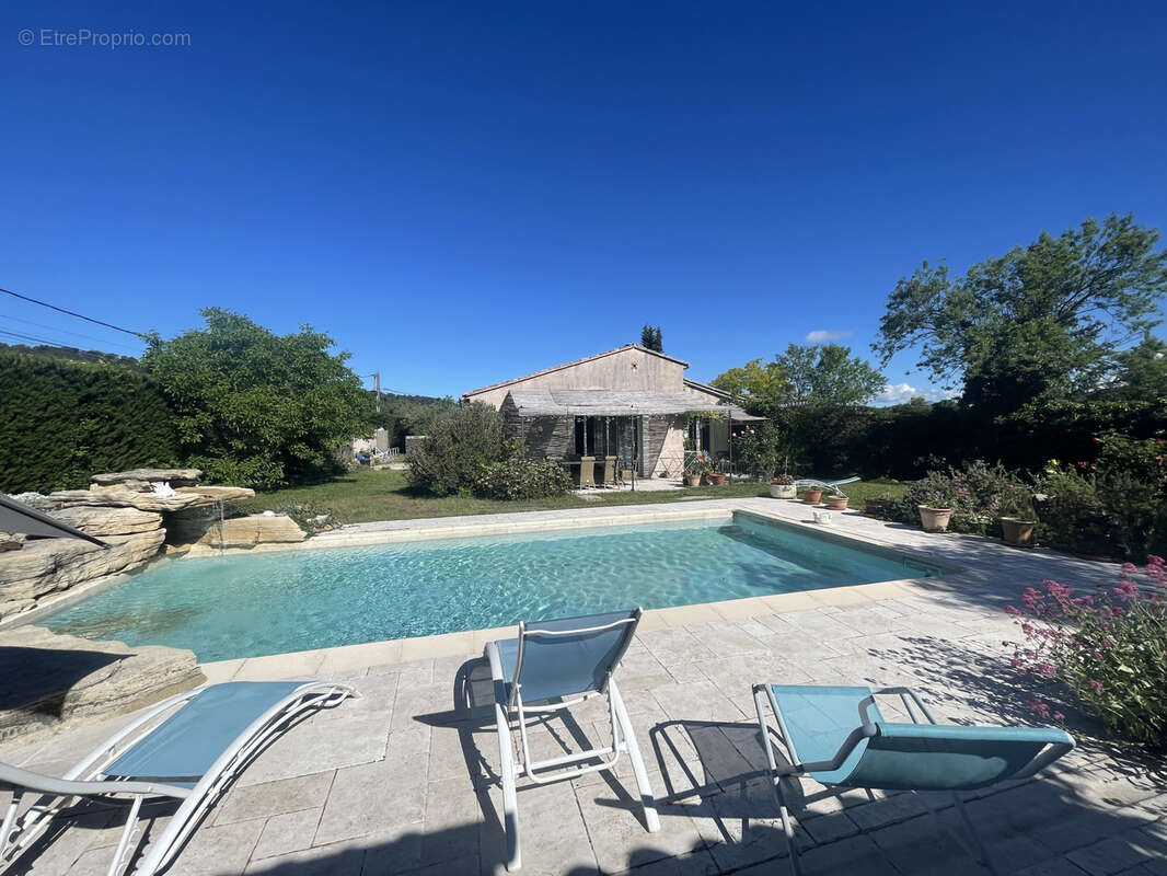 Maison à VAISON-LA-ROMAINE