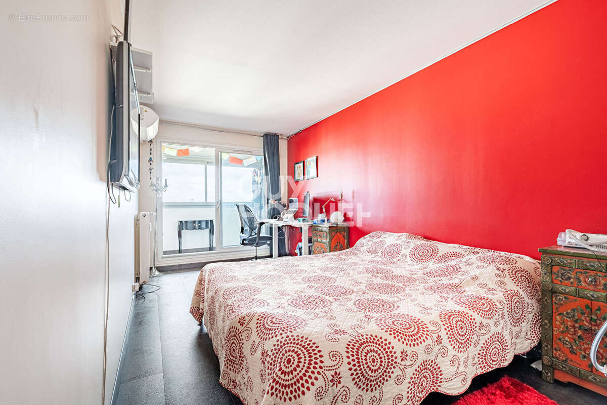 Appartement à GENNEVILLIERS