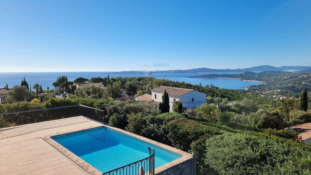 Maison à LES ISSAMBRES