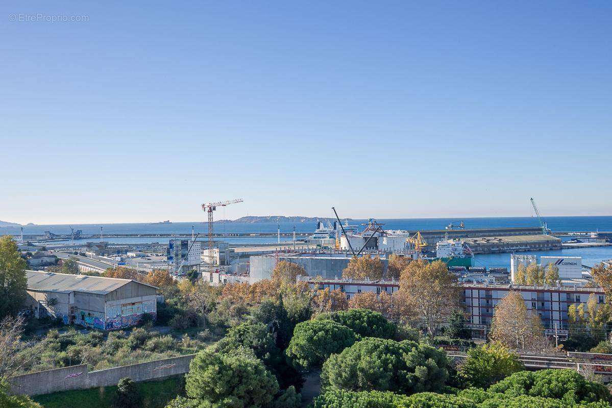 Appartement à MARSEILLE-15E