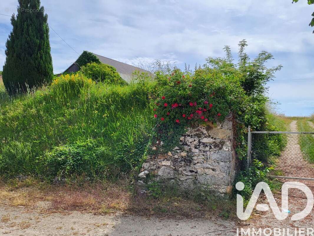 Terrain 2737 m² à Bouchy-Saint-Genest  - photo 7