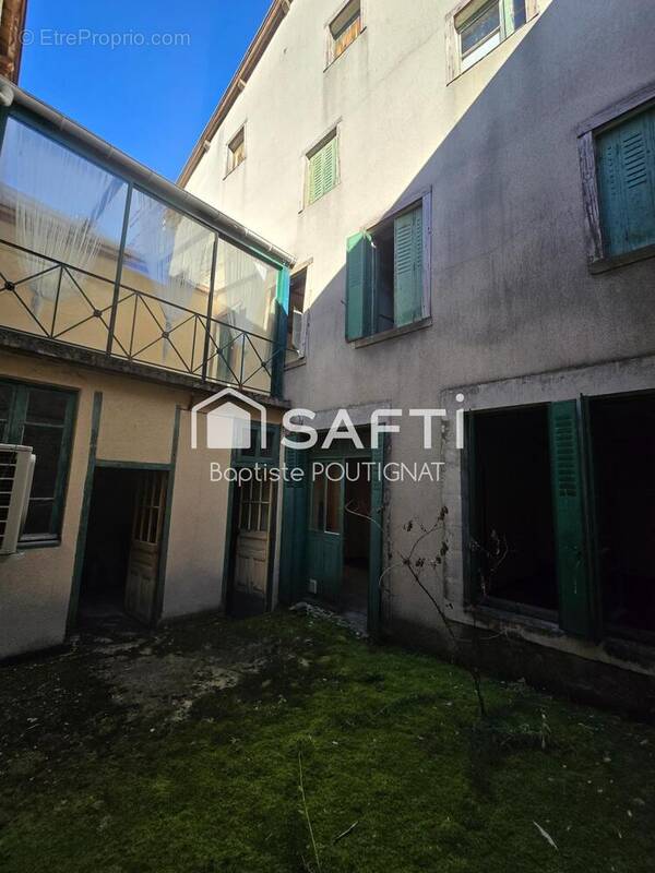 Photo 1 - Maison à AMBERT