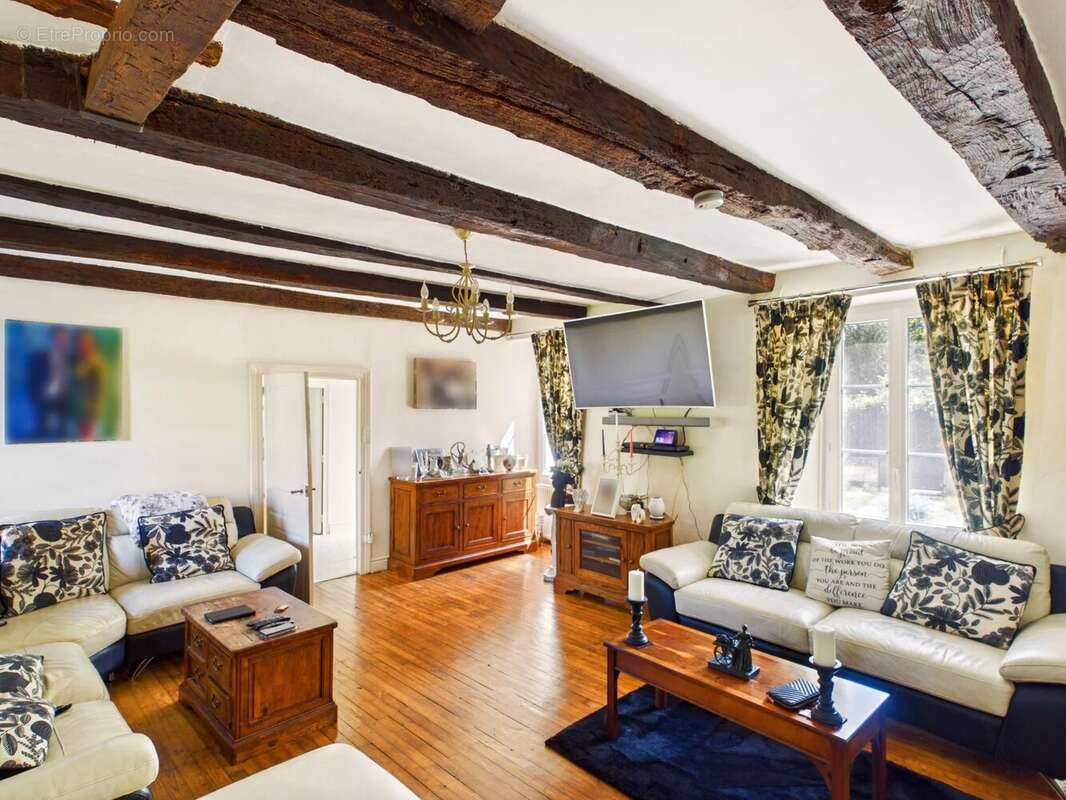 Maison à RIBERAC