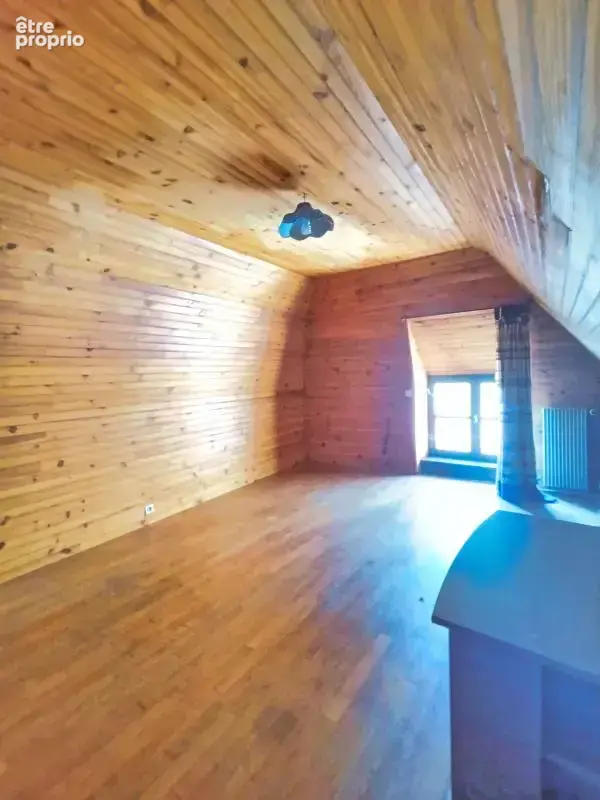 Maison 8 pièces 150 m² à vendre à Pleaux (15700) - photo 8