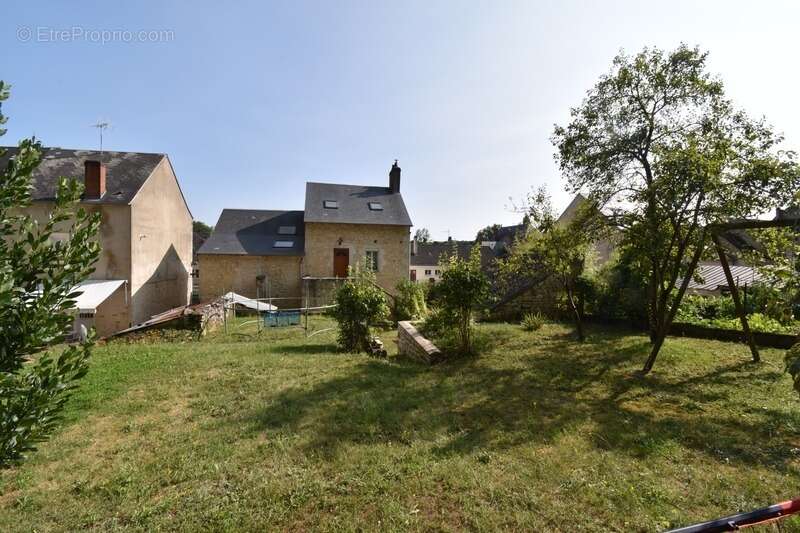 Maison à SAINT-GAULTIER