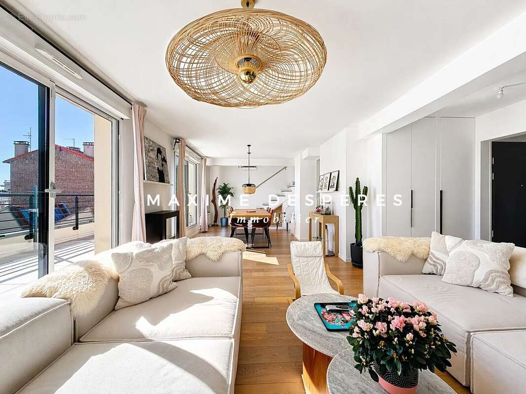 Appartement à SURESNES