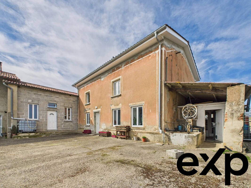 Maison à SAINT-GEORGES-D'ESPERANCHE