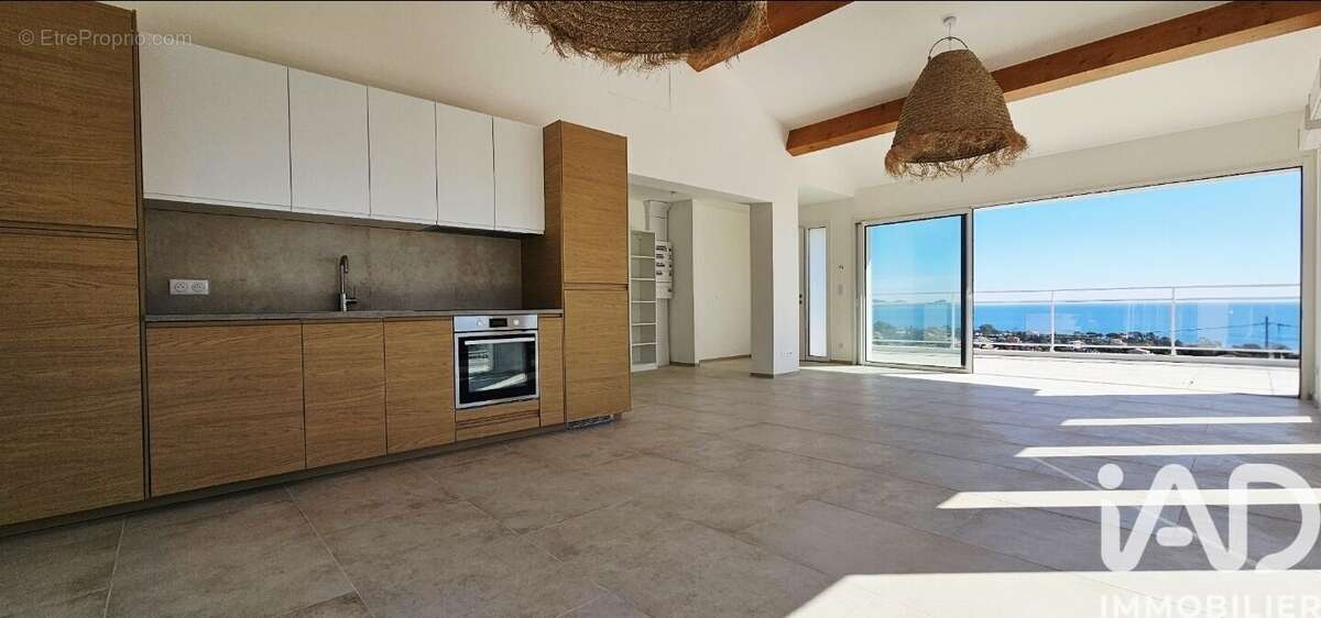 Photo 6 - Appartement à ROQUEBRUNE-SUR-ARGENS