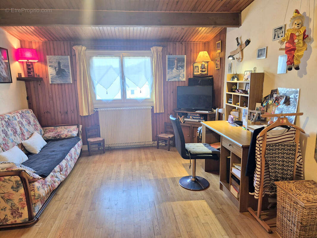 Maison à ELANCOURT