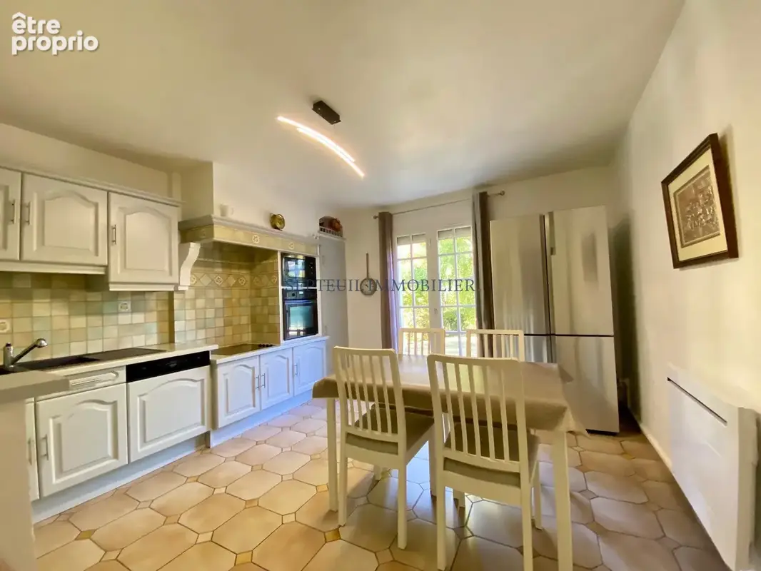 Maison traditionnelle parfait état 170m2. 7 pièces, 4 chambres. 1 360 m2 de terrain - photo 14