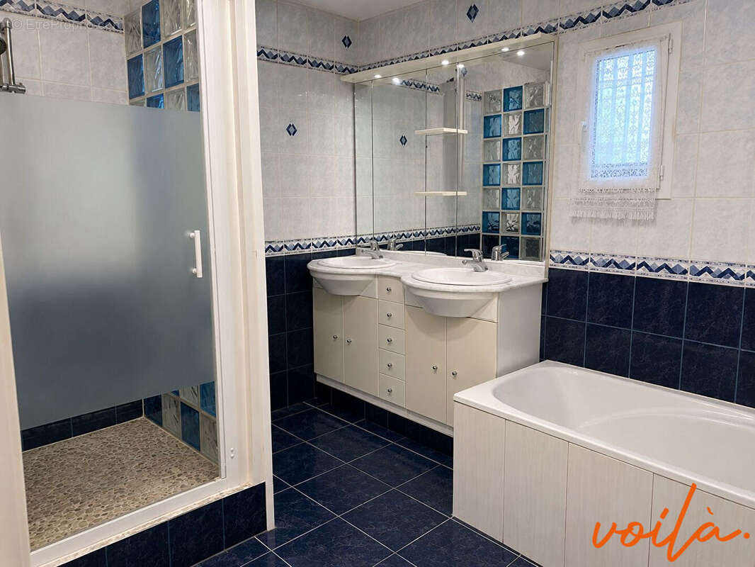 REF : MARBRES - Maison plain pied 4 ch - jardin - abris de garage - photo 11