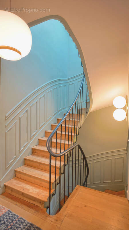 Maison à FONTAINEBLEAU