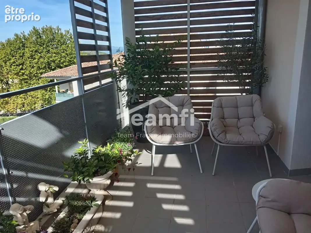 Appartement 3 pièces 76 m² à vendre à Villeneuve-De-Berg (07170) - photo 5