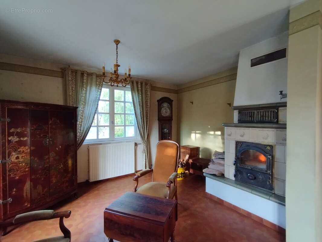 Maison à CIREY-SUR-VEZOUZE