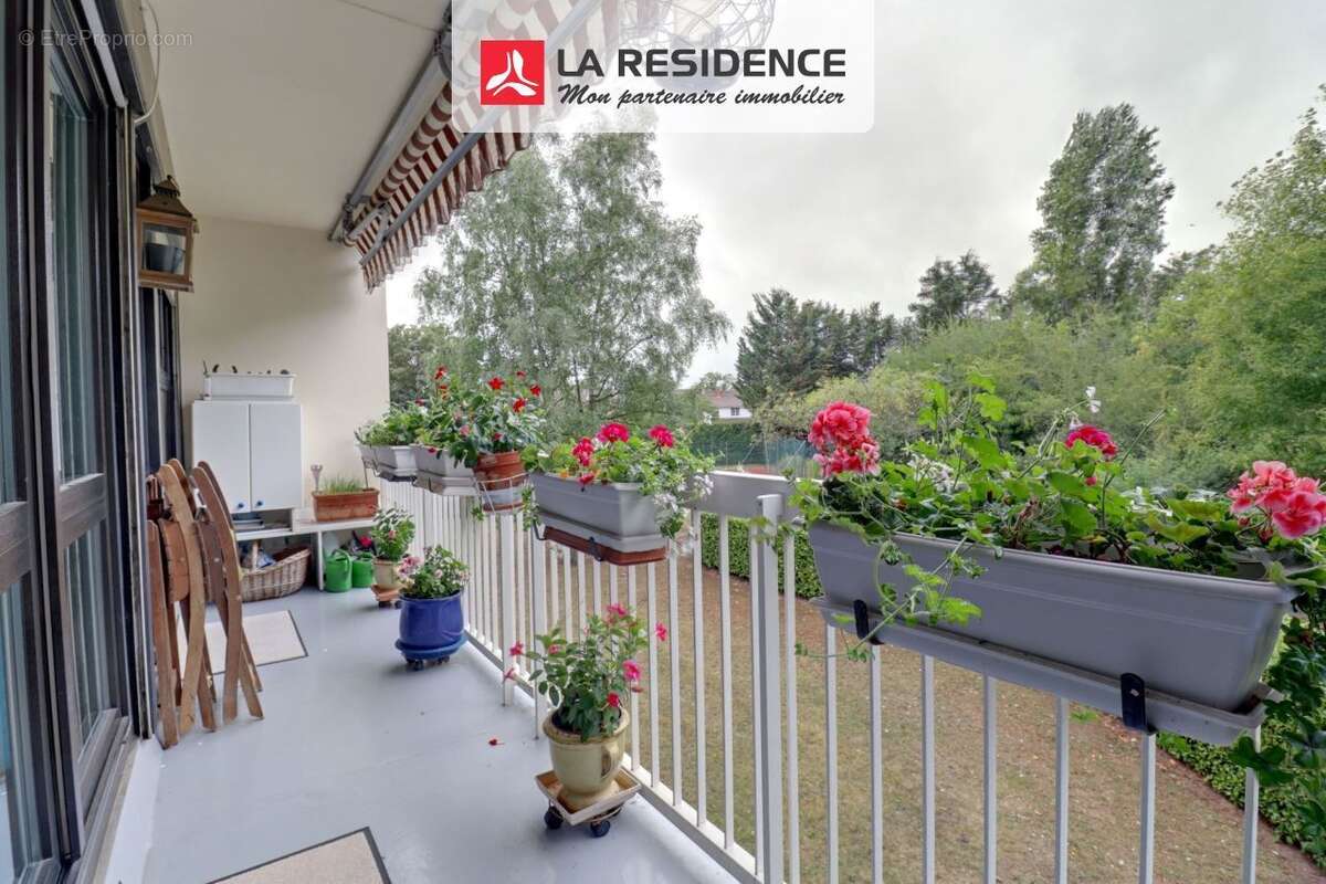 Appartement à VERNEUIL-SUR-SEINE