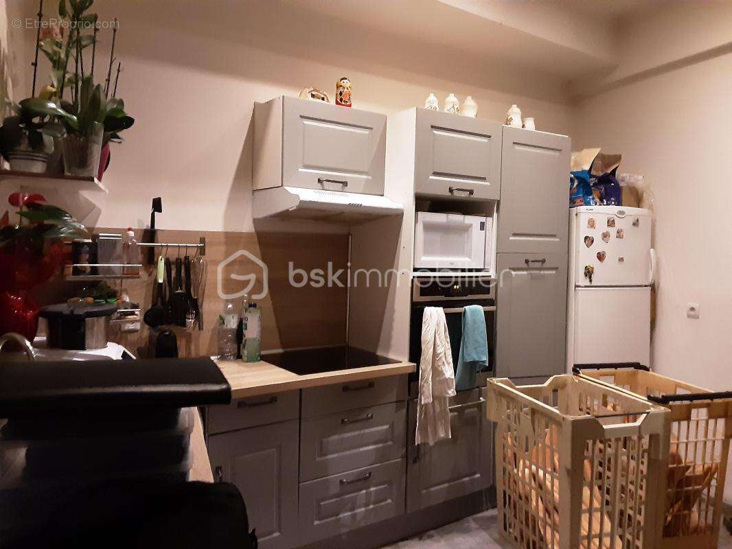 Commerce à FRIVILLE-ESCARBOTIN