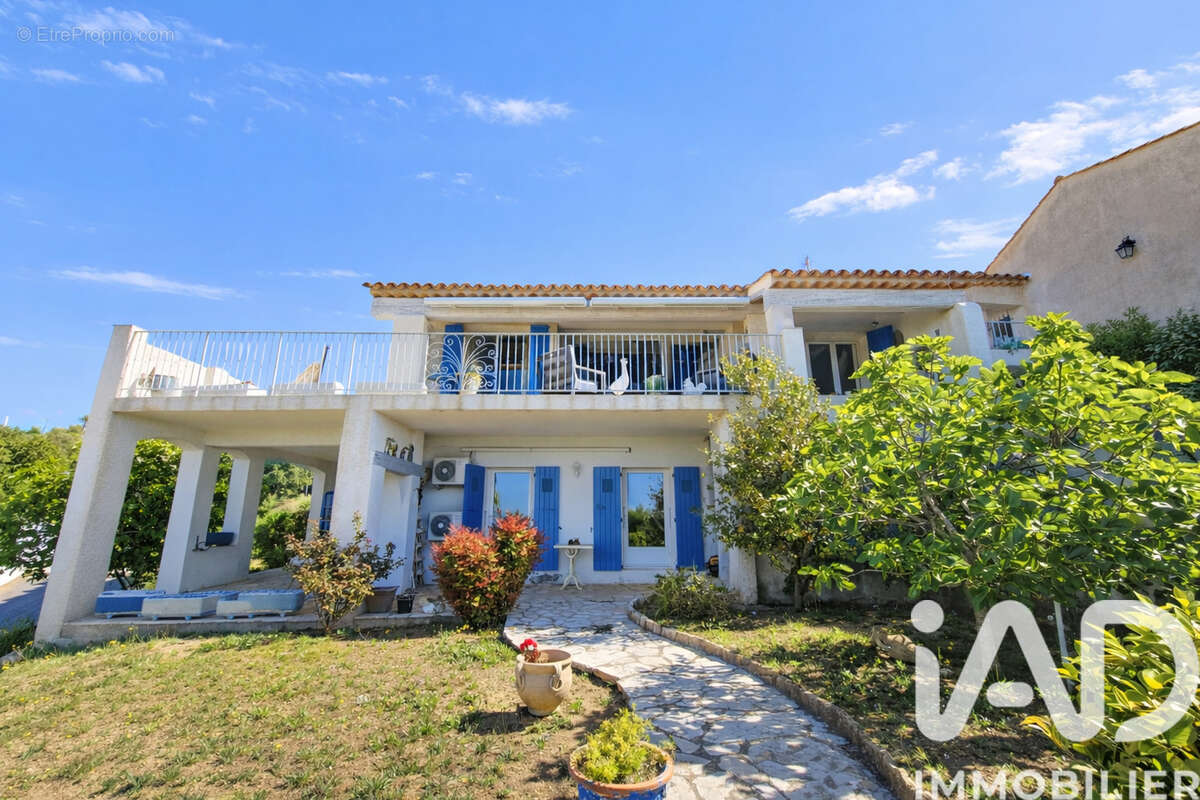 Photo 3 - Maison à LES ISSAMBRES