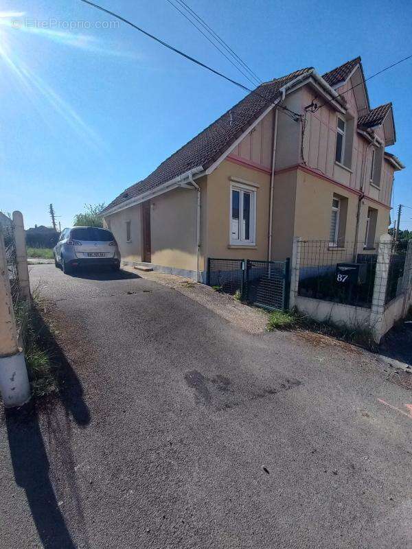 Maison à EVIN-MALMAISON