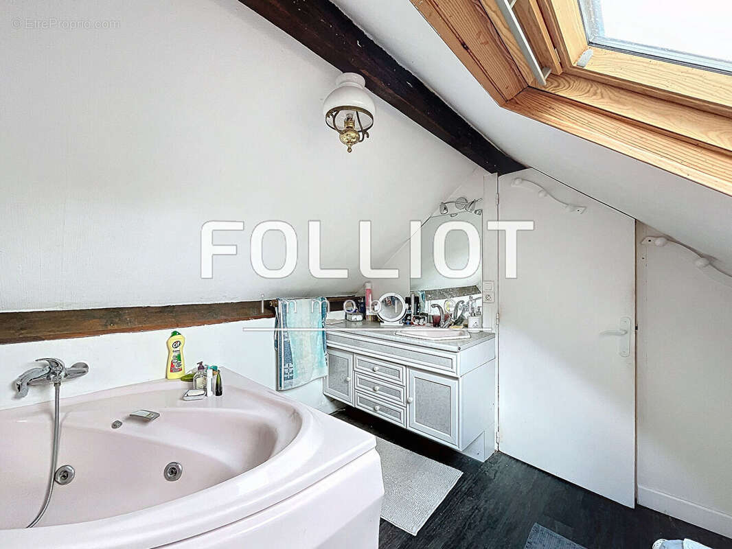 Maison à SAINT-PLANCHERS