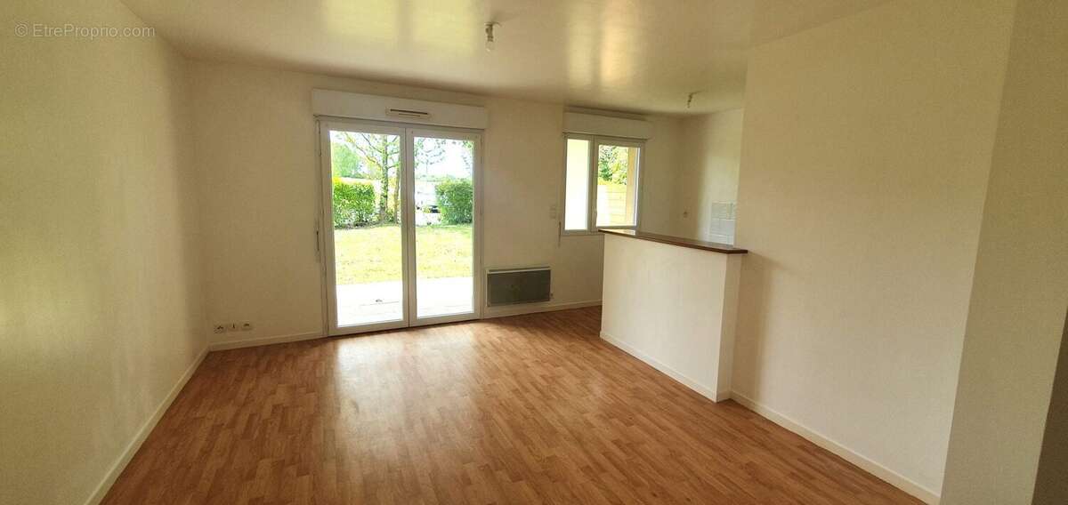 Appartement à SAINT-MEEN-LE-GRAND