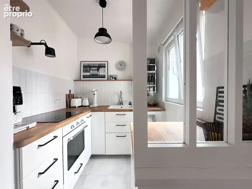 Appartement à PARIS-18E