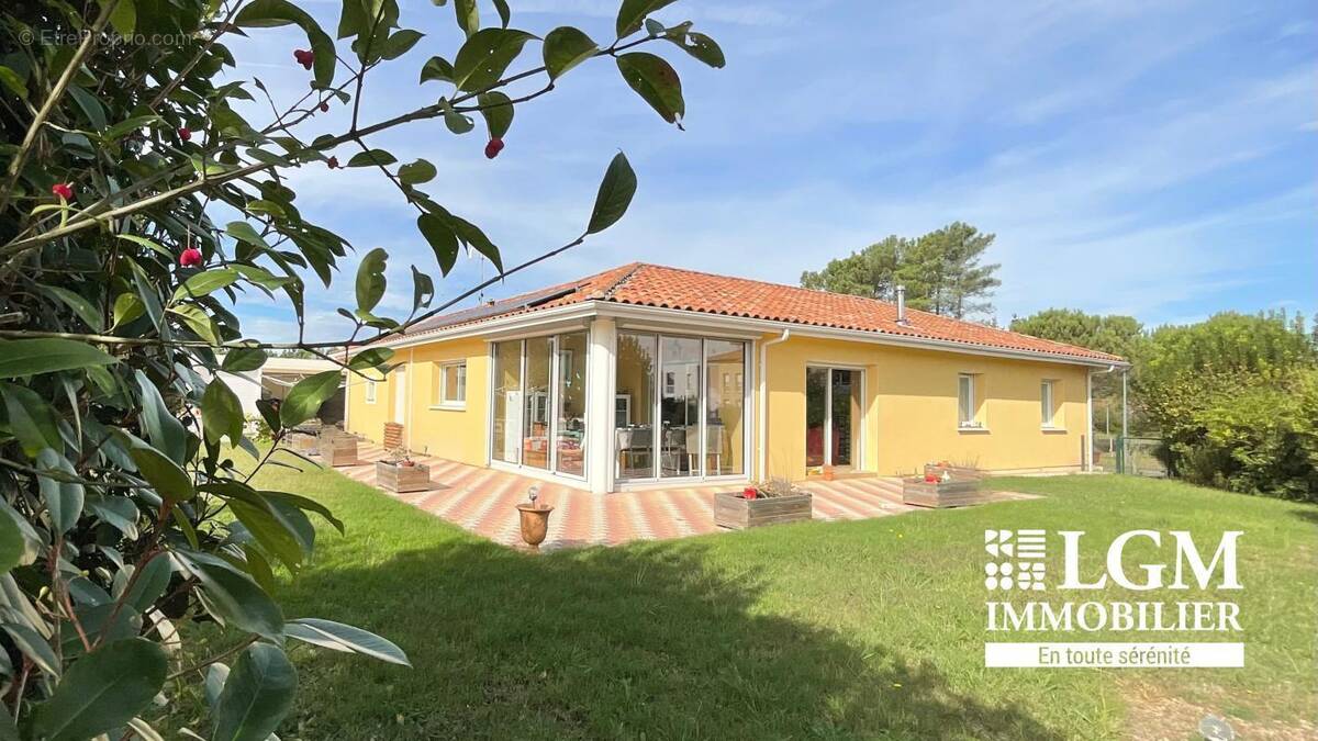 Maison à CASTETS