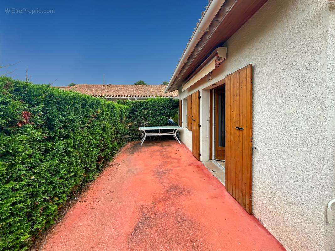 Maison à LES MATHES