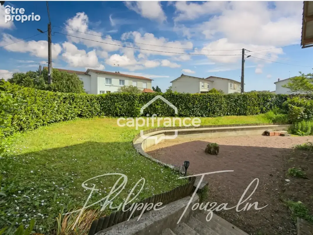 Dpt Vienne (86), à vendre CHÂTELLERAULT Maison P6 de 101,32m² - Terrain de 353m² - photo 4