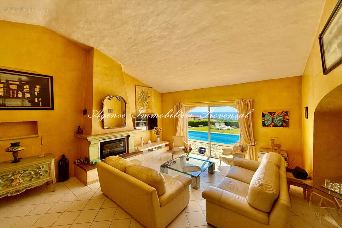 Maison 170 m² à Sainte-Maxime  - photo 9