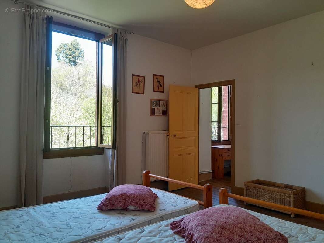 Maison à SAINT-PRIVAT-DE-VALLONGUE