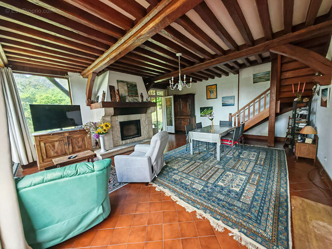 Maison à HERMIVAL-LES-VAUX