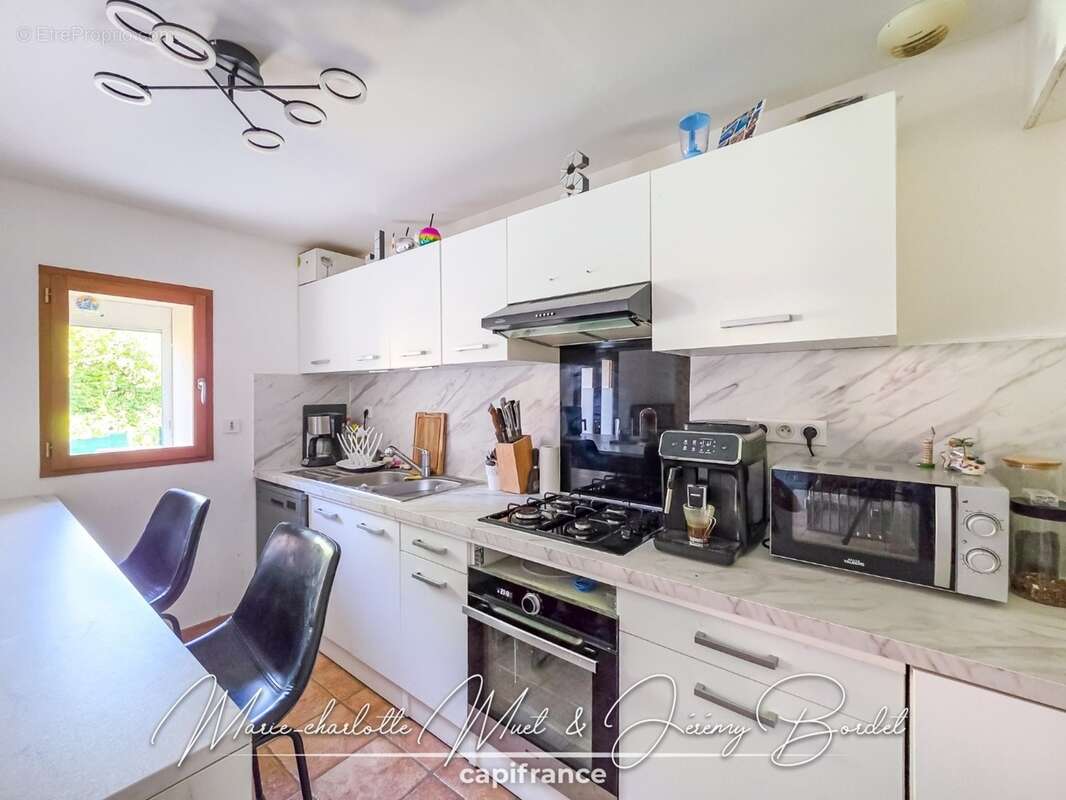Maison 3 chambres + bureau et garage - photo 9