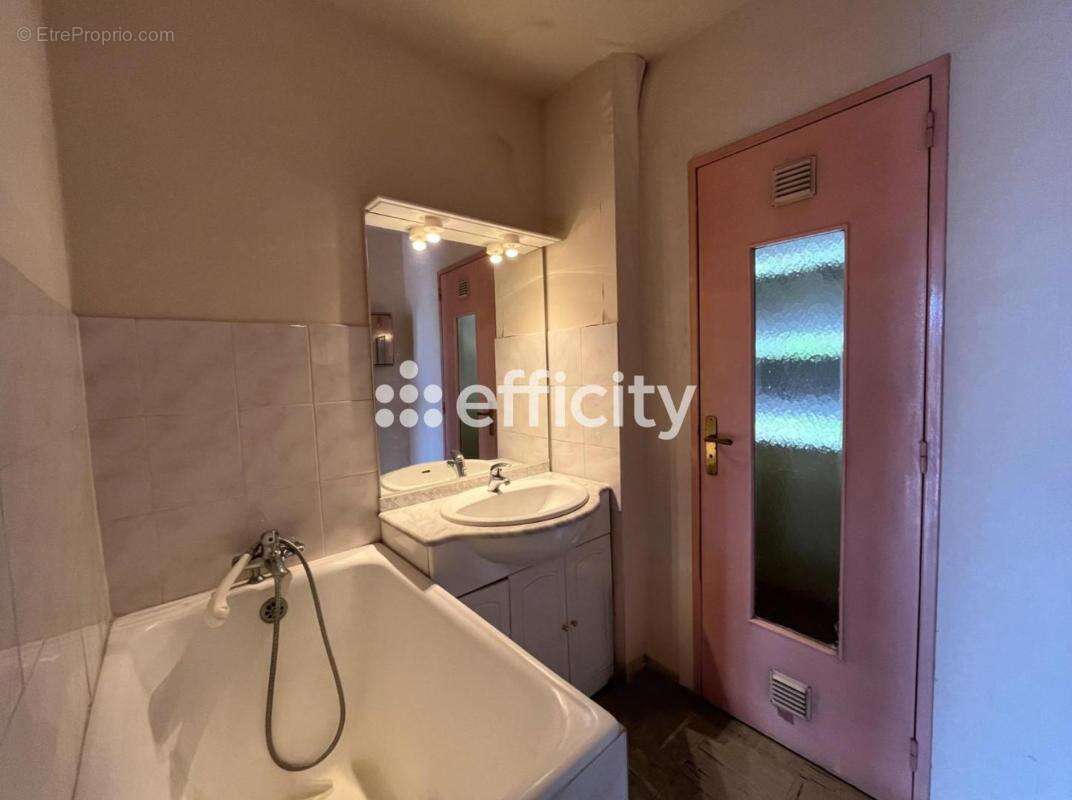 Appartement à CALUIRE-ET-CUIRE