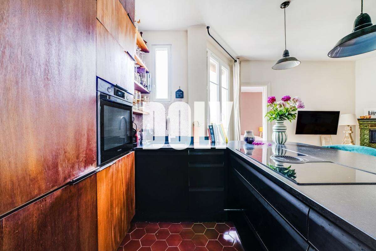 Appartement à PARIS-11E