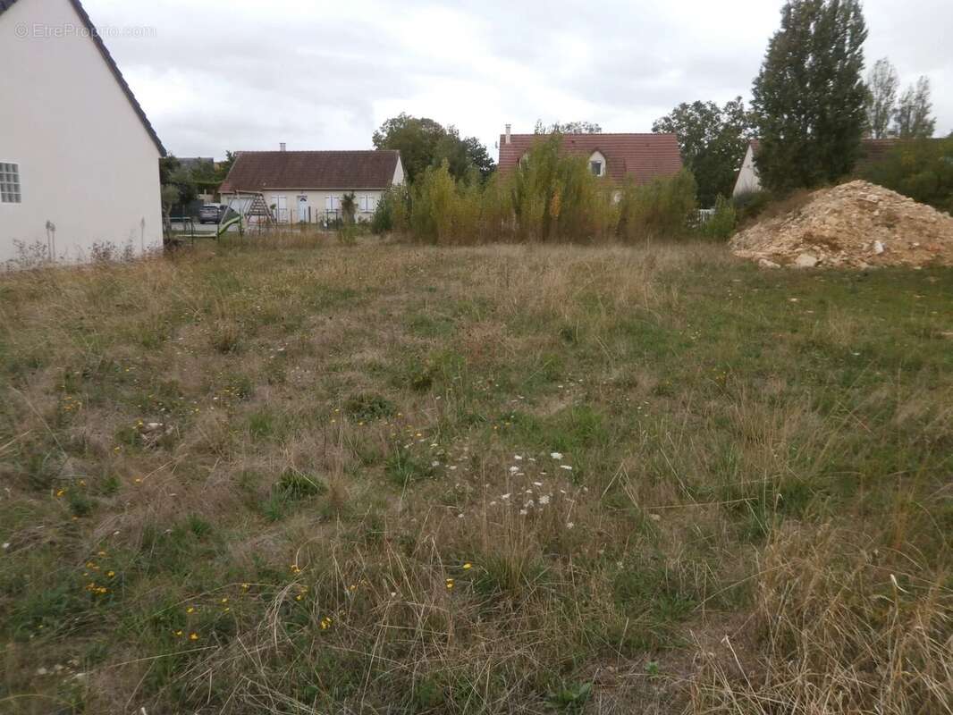 Terrain à BOURGES