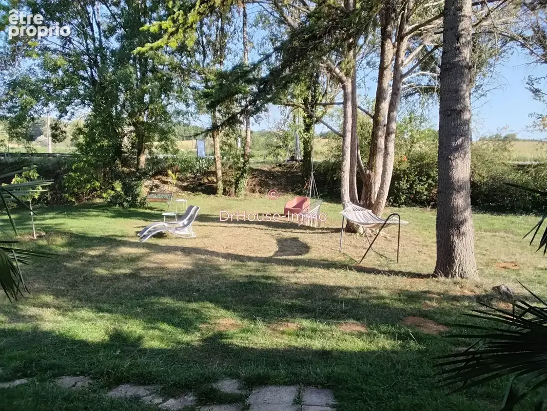 Commerce 900 m² à vendre à Foissac (12260) - photo 21