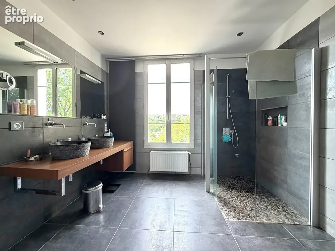 Demeure de Prestige, Élégante Maison Eiffel de 1898 avec Piscine et Parc Arboré - photo 12