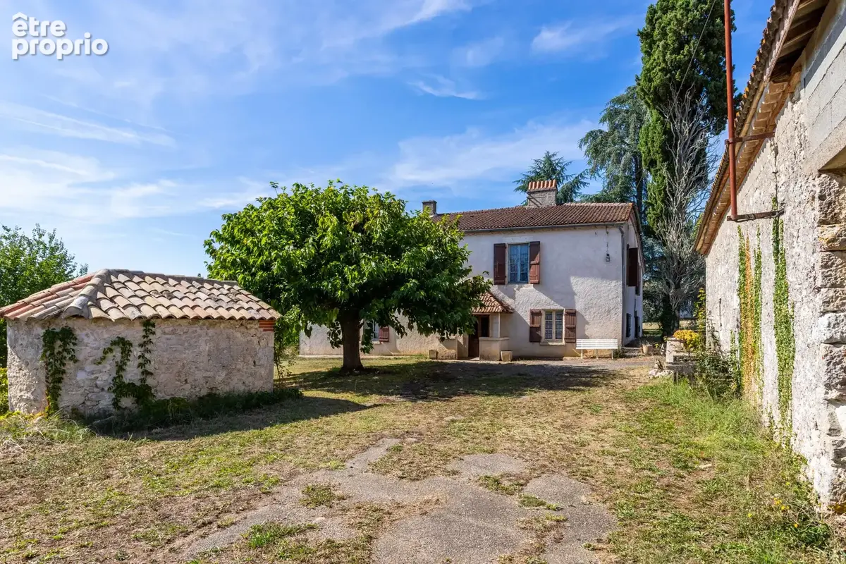 Propriété de campagne avec dépendances - photo 4