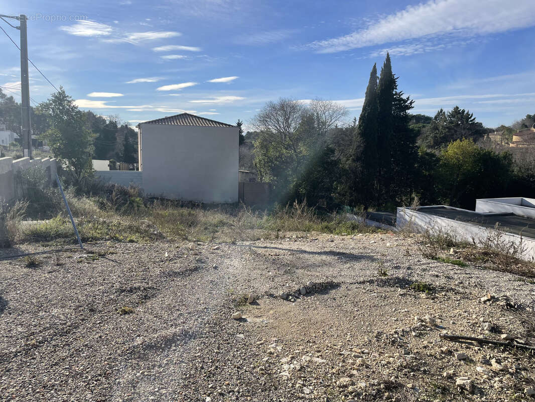 Terrain à NIMES